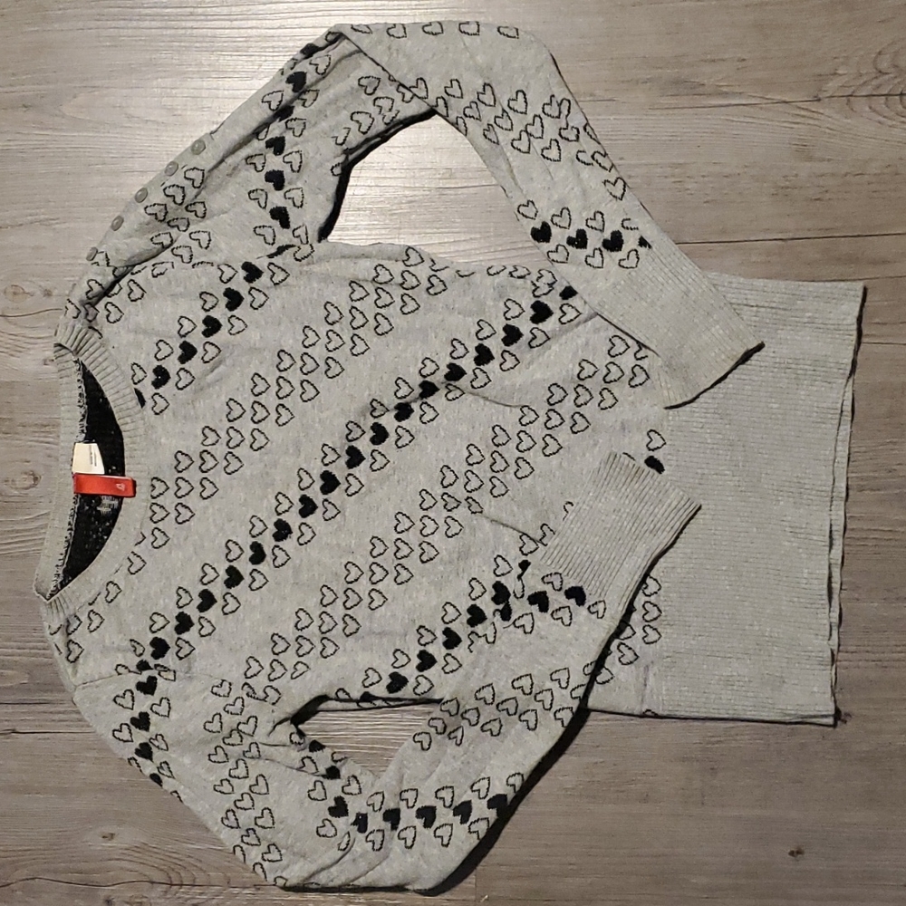 H&M | Women's Heart Pattern Sweater | Grey Black | Size 4